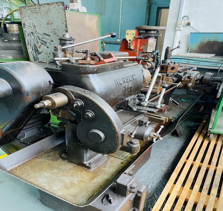 Herbert (Horizontal Drilling Machine)